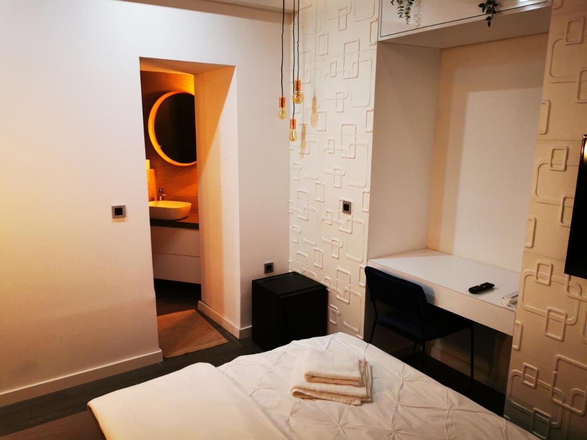 Apartment And Rooms Marinac Zagreb Extérieur photo