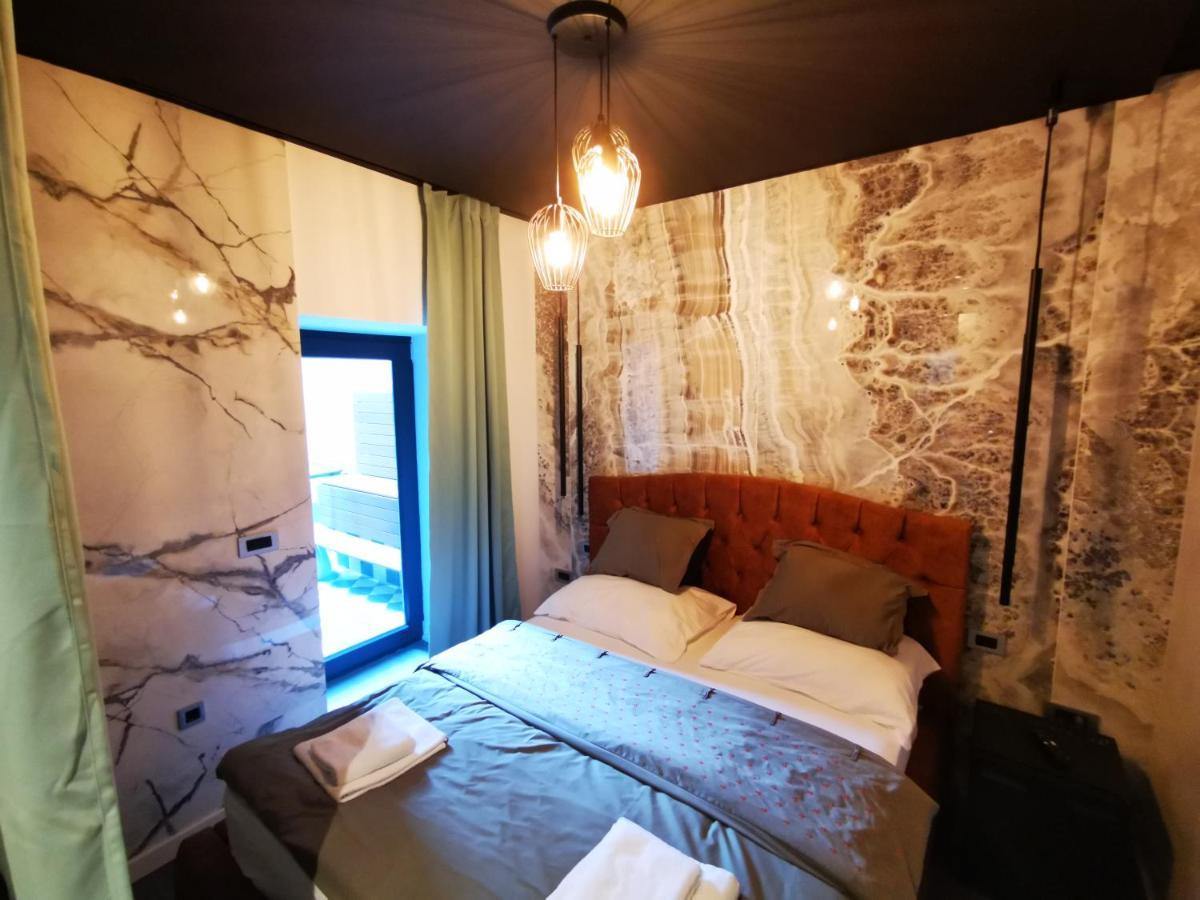 Apartment And Rooms Marinac Zagreb Extérieur photo