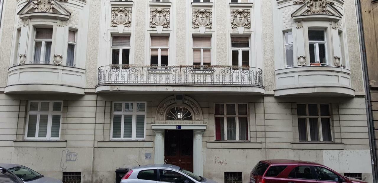 Apartment And Rooms Marinac Zagreb Extérieur photo